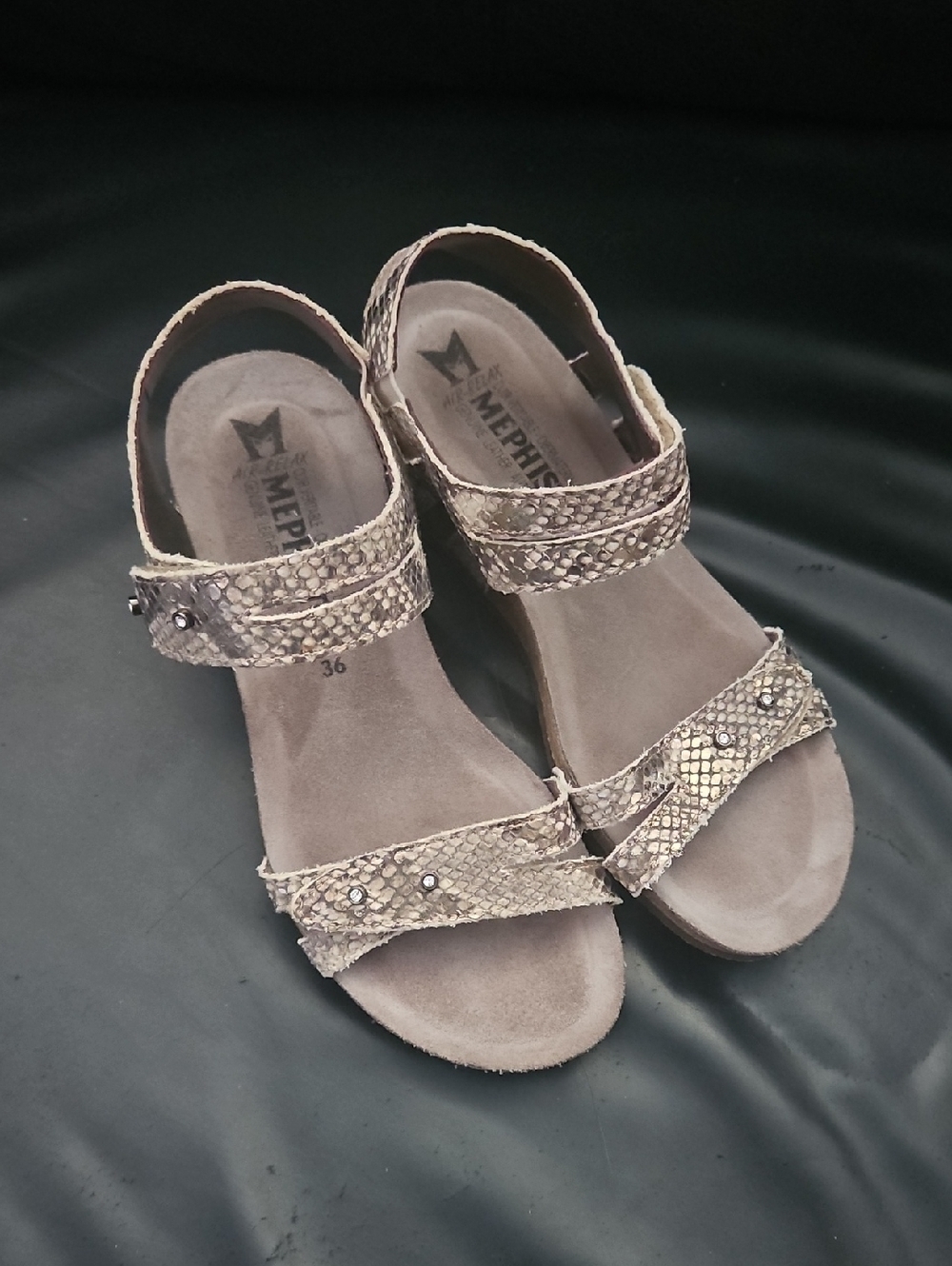 Mephisto 'Minoa' Lt Grey Mimosa Wedge Sandal, Women Size (36 ) Eu 6US